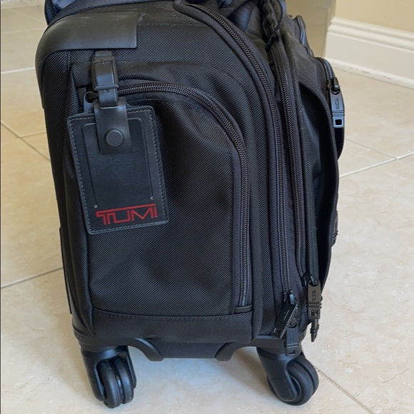 Compact 4 Wheeled Duffel - Picture 8 of 8